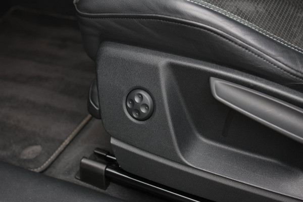 Audi Q5 55 TFSI e Quattro S-Line *Pano*Luchtvering*Camera*Trekhaak*