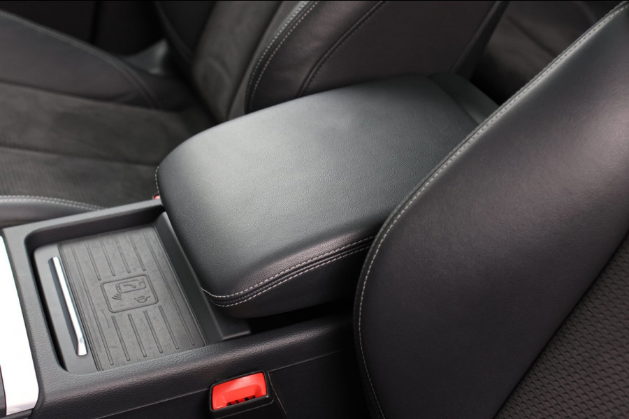 Audi Q5 55 TFSI e Quattro S-Line *Pano*Luchtvering*Camera*Trekhaak*