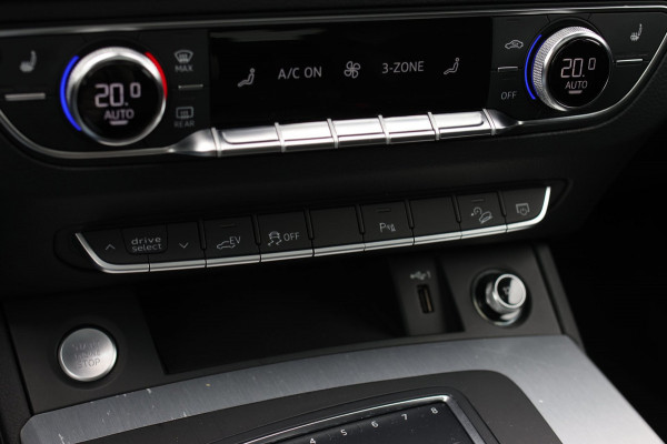 Audi Q5 55 TFSI e Quattro S-Line *Pano*Luchtvering*Camera*Trekhaak*