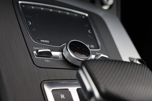 Audi Q5 55 TFSI e Quattro S-Line *Pano*Luchtvering*Camera*Trekhaak*
