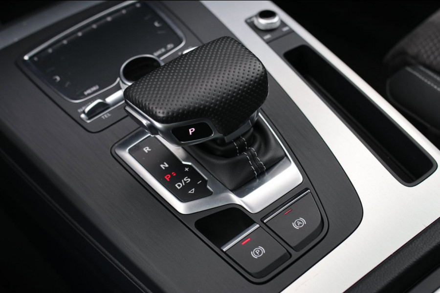Audi Q5 55 TFSI e Quattro S-Line *Pano*Luchtvering*Camera*Trekhaak*