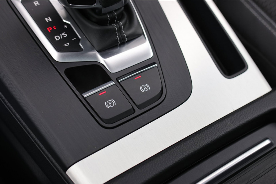 Audi Q5 55 TFSI e Quattro S-Line *Pano*Luchtvering*Camera*Trekhaak*