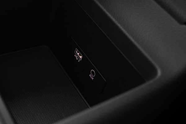 Audi Q5 55 TFSI e Quattro S-Line *Pano*Luchtvering*Camera*Trekhaak*