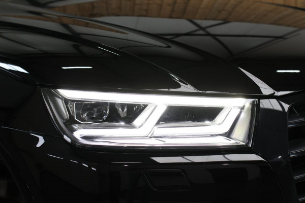 Audi Q5 55 TFSI e Quattro S-Line *Pano*Luchtvering*Camera*Trekhaak*