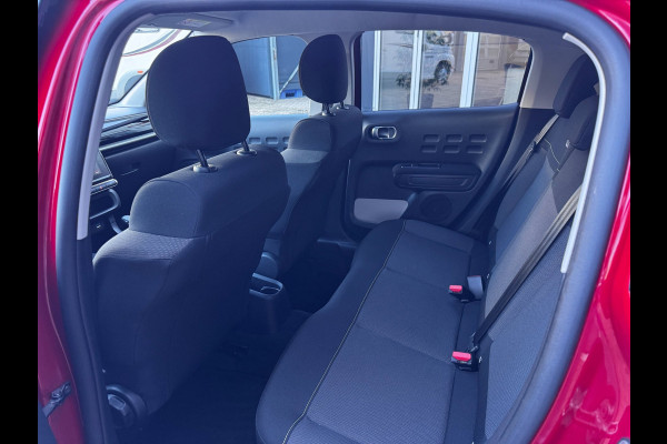 Citroën C3 1.2 PureTech Shine | Carplay | Parkeersensoren | Stoelverwarming | Climate control | DAB