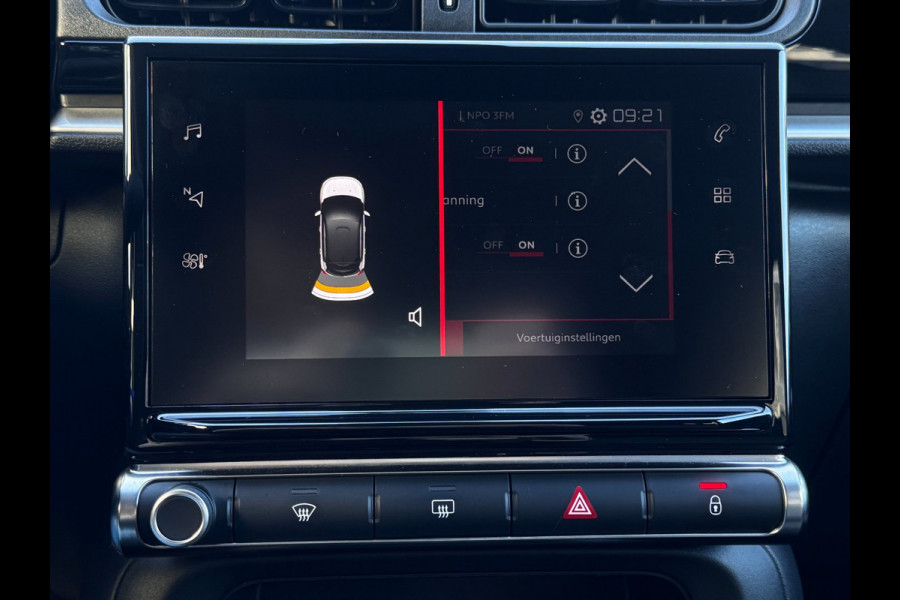 Citroën C3 1.2 PureTech Shine | Carplay | Parkeersensoren | Stoelverwarming | Climate control | DAB