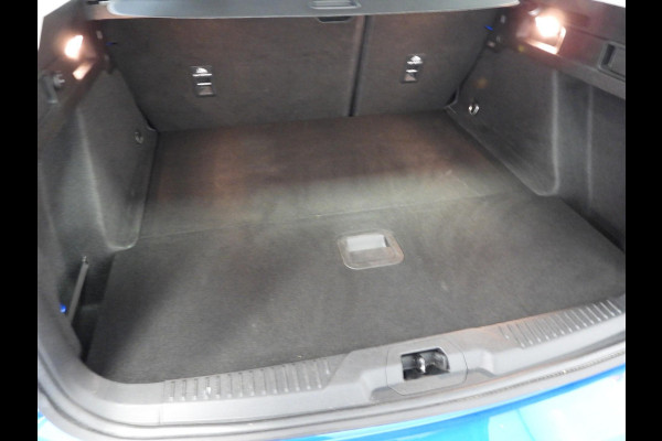 Ford FOCUS Wagon 1.0 EcoBoost Trend Business NAVI/WINTERPACK/LED/AGR/ADAPT.CRUISE/16"LMV!