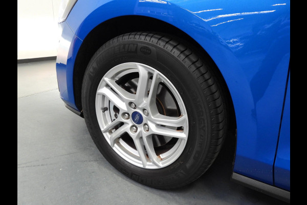 Ford FOCUS Wagon 1.0 EcoBoost Trend Business NAVI/WINTERPACK/LED/AGR/ADAPT.CRUISE/16"LMV!