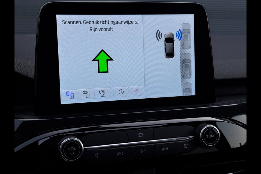 Ford Kuga 2.5 PHEV ST-Line X | Pano | Trekhaak | Adaptive Cruise | B&O Sound | Winter pack | Camera