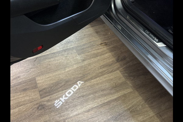 Škoda Octavia Combi 1.5 TSI MHEV 150PK DSG SPORTLINE BUSINESS CAMERA/NAVI/HEAD-UP/SFEERVERL.****