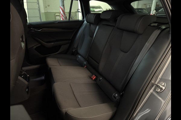 Škoda Octavia Combi 1.5 TSI MHEV 150PK DSG SPORTLINE BUSINESS CAMERA/NAVI/HEAD-UP/SFEERVERL.****