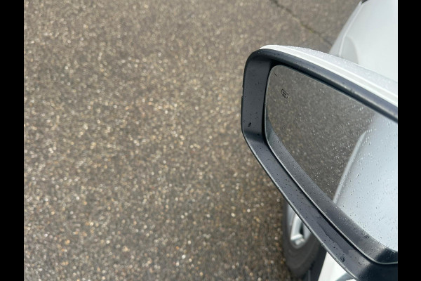 MG EHS 1.5 TGDI Luxury VAN € 26.900,- VOOR € 23.440,- UW LENTEVOORDEEL € 3.460,-! | PHEV | MEGA COMPLEET! | TREKHAAK | COMPLETE HISTORIE AANWEZIG | FABRIEKSGARANTIE T/M 3-2030 | 52km WLTP ELECTR RIJBEREIK, TOTAAL RIJBEREIK TOT 1.000km!