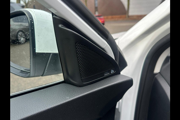 MG EHS 1.5 TGDI Luxury VAN € 26.900,- VOOR € 23.440,- UW LENTEVOORDEEL € 3.460,-! | PHEV | MEGA COMPLEET! | TREKHAAK | COMPLETE HISTORIE AANWEZIG | FABRIEKSGARANTIE T/M 3-2030 | 52km WLTP ELECTR RIJBEREIK, TOTAAL RIJBEREIK TOT 1.000km!