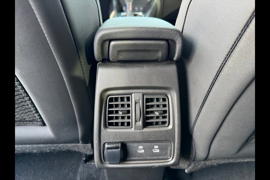 Renault Captur 1.6 E-Tech full hybrid 145 techno Apple & Android CarPlay / P-sensoren / Camera / LM velgen