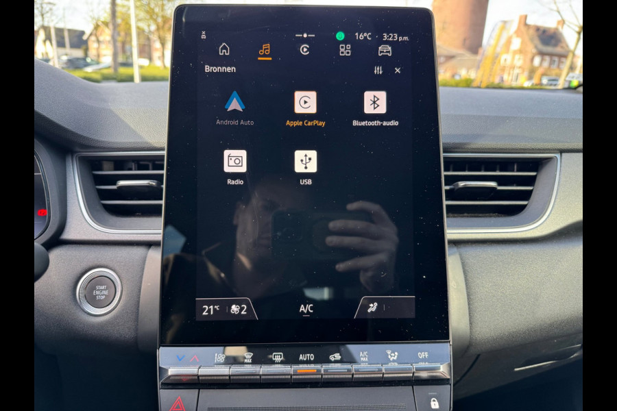 Renault Captur 1.6 E-Tech full hybrid 145 techno Apple & Android CarPlay / P-sensoren / Camera / LM velgen