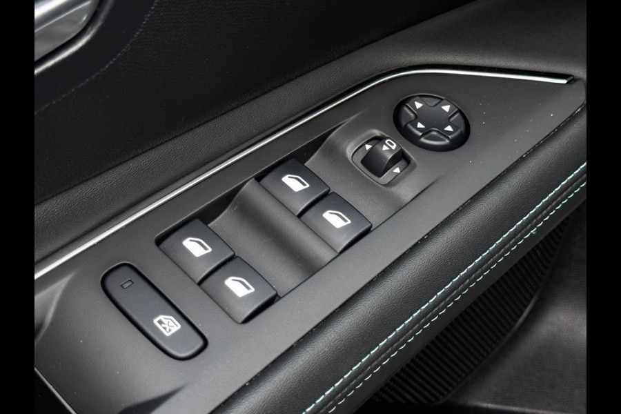 Peugeot 3008 1.6 HYbrid 225 Allure | Elek. Achterklep | Adaptive Cruise | Stoelverwarming | Camera