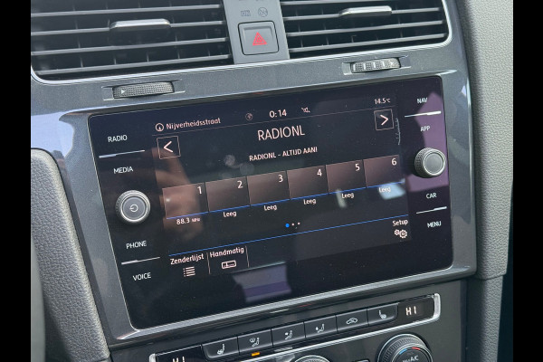 Volkswagen Golf Variant 1.6 TDI Business | Pano | ACC | Airco | Navi