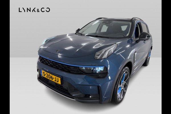 Lynk & Co 01 1.5 262pk PHEV 360°cam Carplay Android 1Eig