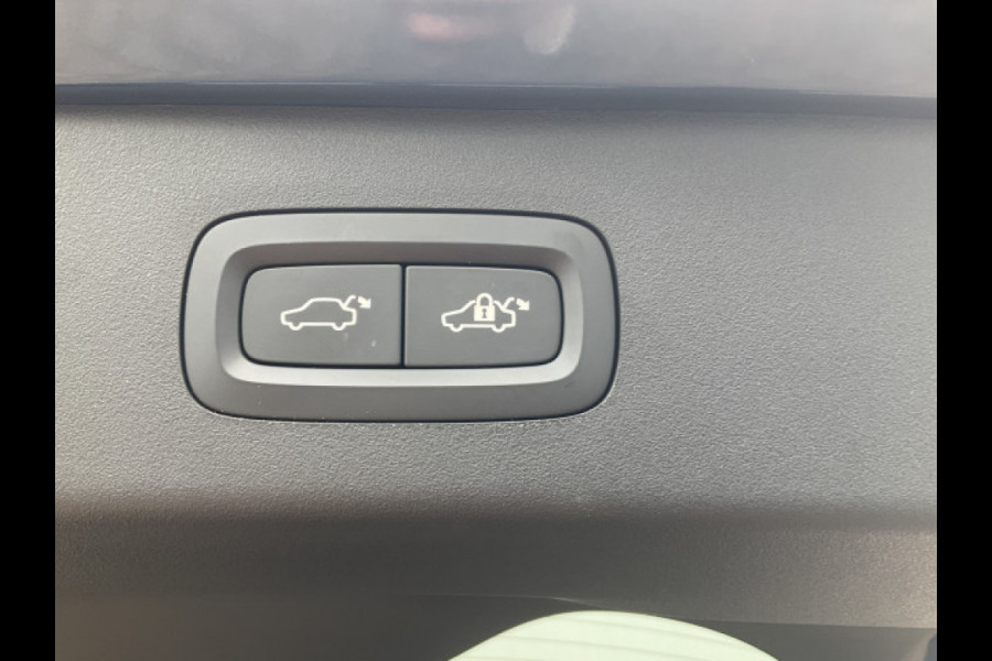 Lynk & Co 01 1.5 262pk PHEV 360°cam Carplay Android 1Eig