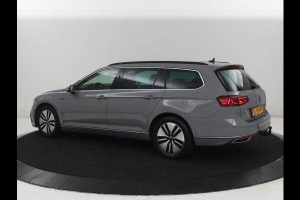 Volkswagen Passat 1.4 TSI PHEV GTE | SOH 95% | Stoelverwarming | Trekhaak | Massage | Camera | Carplay | Keyless | Matrix LED | Navigatie | Adaptive cruise | Park Assist | Climate control | Plug In