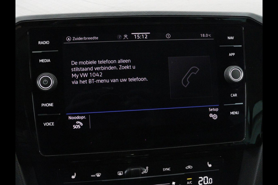 Volkswagen Passat 1.4 TSI PHEV GTE | SOH 95% | Stoelverwarming | Trekhaak | Massage | Camera | Carplay | Keyless | Matrix LED | Navigatie | Adaptive cruise | Park Assist | Climate control | Plug In