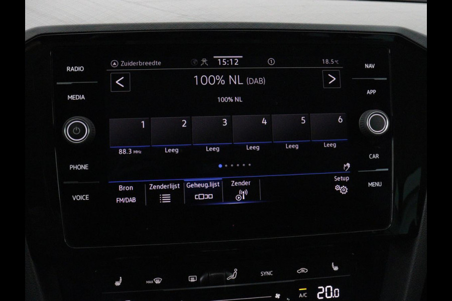 Volkswagen Passat 1.4 TSI PHEV GTE | SOH 95% | Stoelverwarming | Trekhaak | Massage | Camera | Carplay | Keyless | Matrix LED | Navigatie | Adaptive cruise | Park Assist | Climate control | Plug In