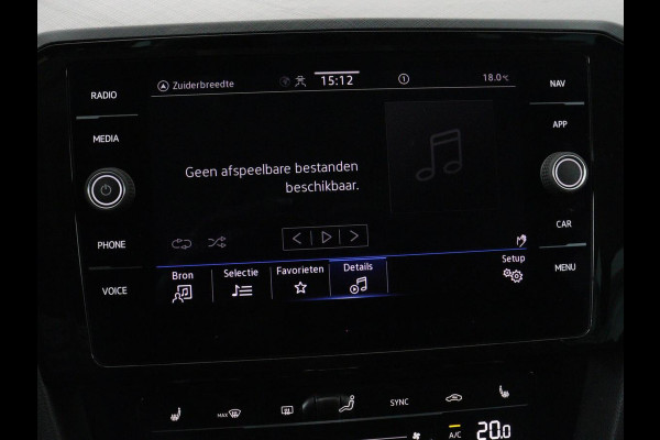 Volkswagen Passat 1.4 TSI PHEV GTE | SOH 95% | Stoelverwarming | Trekhaak | Massage | Camera | Carplay | Keyless | Matrix LED | Navigatie | Adaptive cruise | Park Assist | Climate control | Plug In