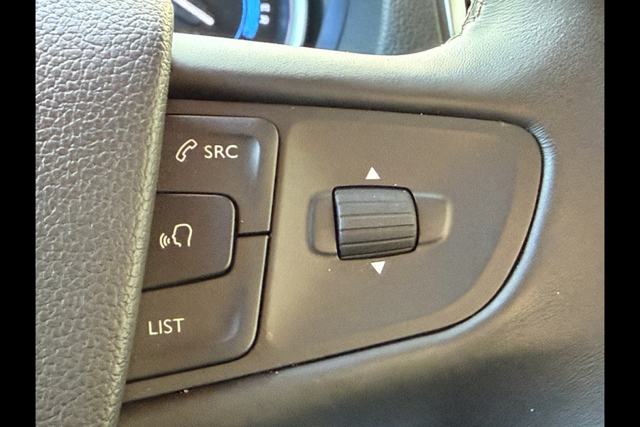 Opel Vivaro-e DC 75 kWh (Stoelverwarming - 2x Schuifdeuren - Keyless Entry - Laadruimte betimmering - Automatische Airco - Navigatie - Parkeer