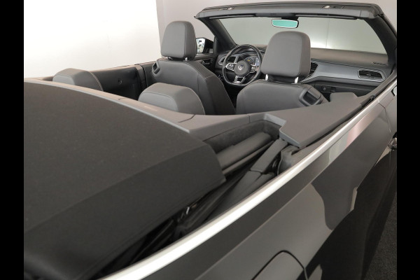 Volkswagen T-Roc Cabrio 1.5 TSI R-Line 150 pk Automaat (DSG) | Navigatie | Windscherm | Parkeersensoren | Stoelverwarming | Adaptieve cruise control |