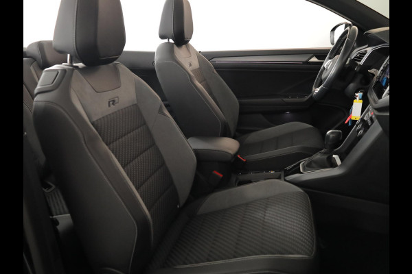 Volkswagen T-Roc Cabrio 1.5 TSI R-Line 150 pk Automaat (DSG) | Navigatie | Windscherm | Parkeersensoren | Stoelverwarming | Adaptieve cruise control |