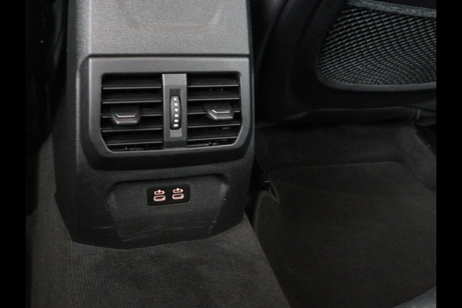 BMW 1-serie 116i Business Edition | Carplay | Live Cockpit | Navigatie | Full LED | Navigatie | DAB | Climate control | Cruise control | Bluetooth | Origineel NL