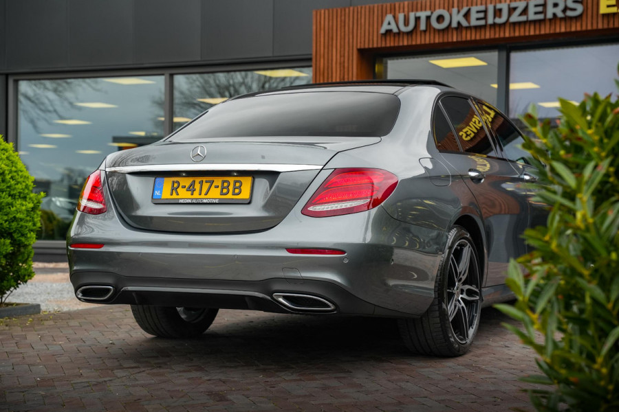 Mercedes-Benz E-Klasse 220 d Business Solution AMG Panoramadak WideScreen Ambient Luxe Leder