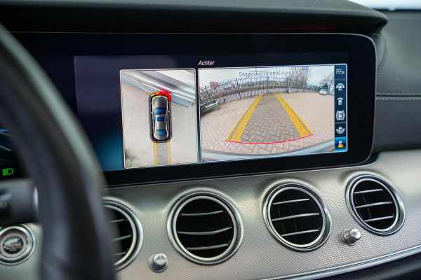Mercedes-Benz E-Klasse 220 d Business Solution AMG Panoramadak WideScreen Ambient Luxe Leder