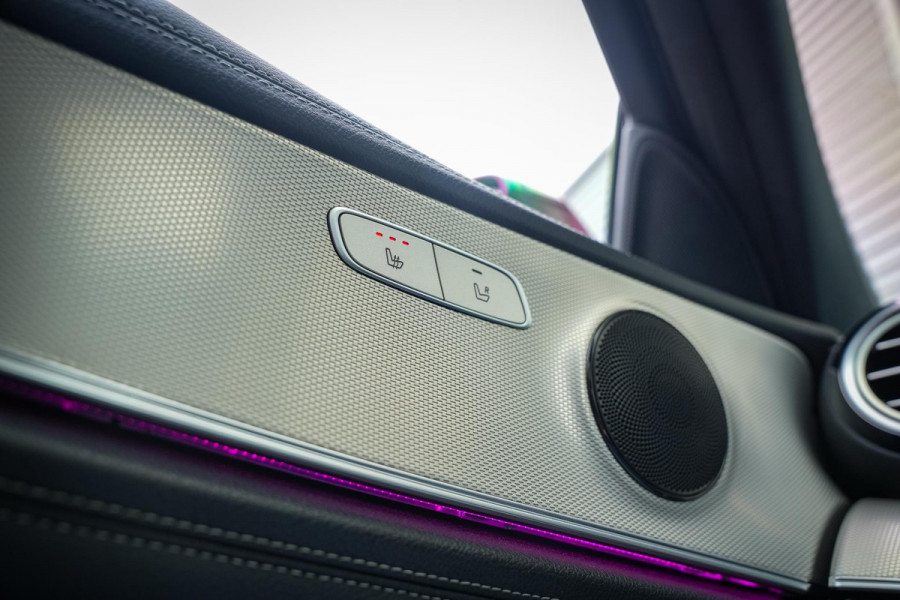 Mercedes-Benz E-Klasse 220 d Business Solution AMG Panoramadak WideScreen Ambient Luxe Leder