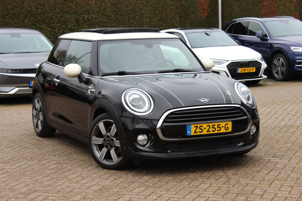MINI Mini 1.5 Cooper 60 Years Edition / Panoramadak / Head-up / Leder / Harman Kardon / 17'' / Navigatie / DAB / Cruise Control