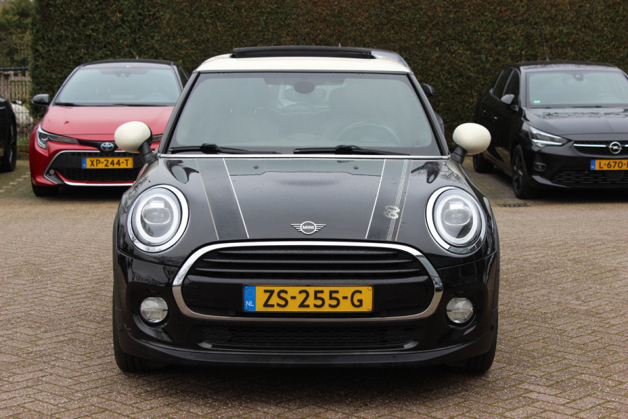 MINI Mini 1.5 Cooper 60 Years Edition / Panoramadak / Head-up / Leder / Harman Kardon / 17'' / Navigatie / DAB / Cruise Control