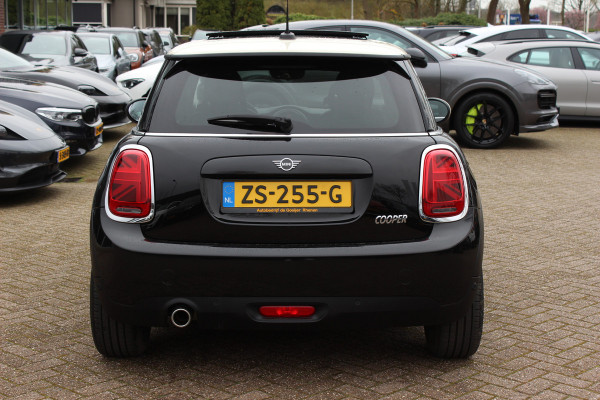 MINI Mini 1.5 Cooper 60 Years Edition / Panoramadak / Head-up / Leder / Harman Kardon / 17'' / Navigatie / DAB / Cruise Control