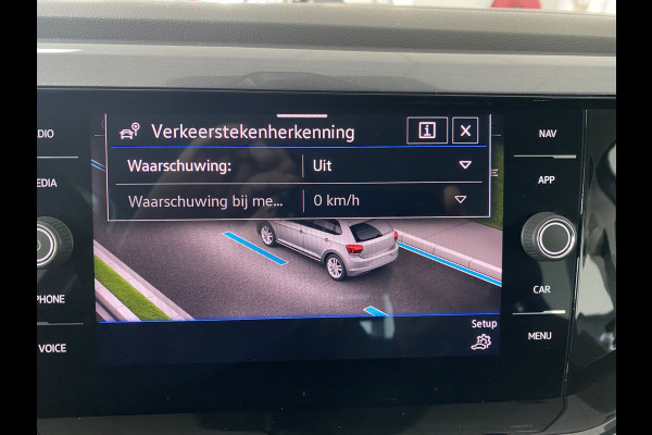 Volkswagen Polo 1.0 TSI Style Automaat carplay / stoelverwarming /velours bekleding