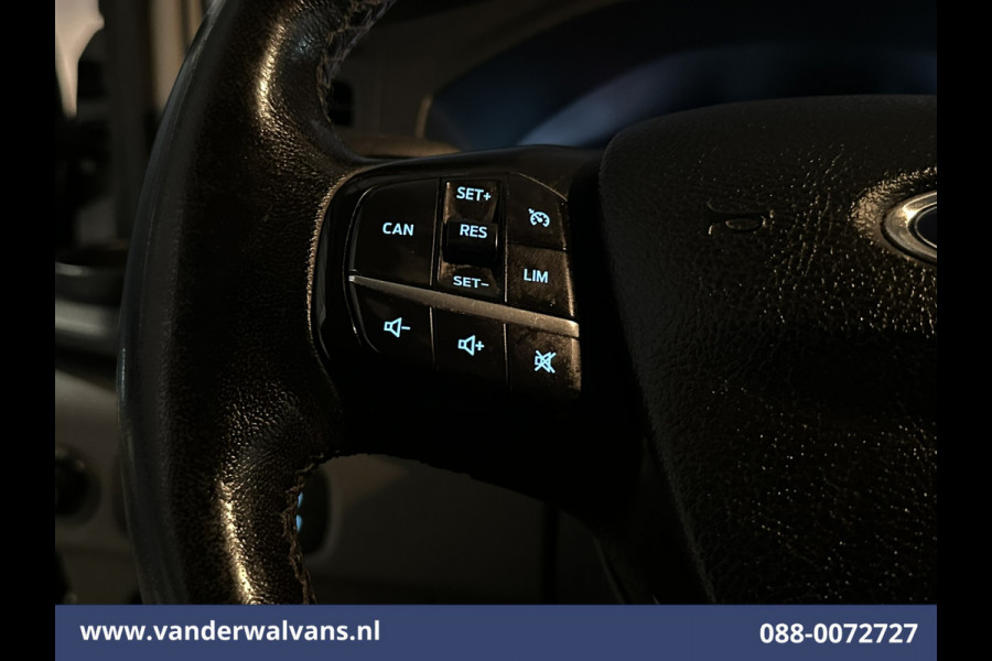 Ford Transit 2.0 TDCI L2H2 Euro6 Airco | Camera | Apple Carplay | 2500kg Trekhaak | Cruisecontrol Android Auto, Verwarmde Voorruit, Parkeersensoren, Bijrijdersbank