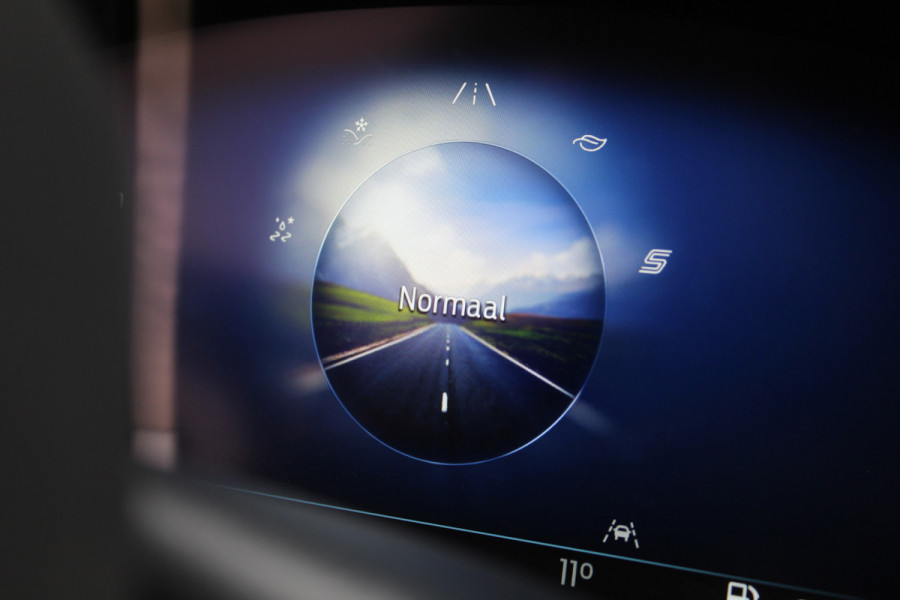 Ford Kuga 1.5 EcoBoost 150PK ST-Line | Trekhaak | Head-up | Adaptieve Cruise | Winterpack