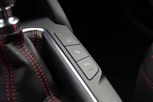 Ford Kuga 1.5 EcoBoost 150PK ST-Line | Trekhaak | Head-up | Adaptieve Cruise | Winterpack