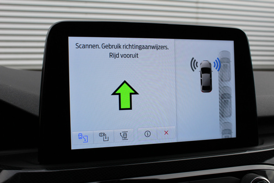 Ford Kuga 1.5 EcoBoost 150PK ST-Line | Trekhaak | Head-up | Adaptieve Cruise | Winterpack