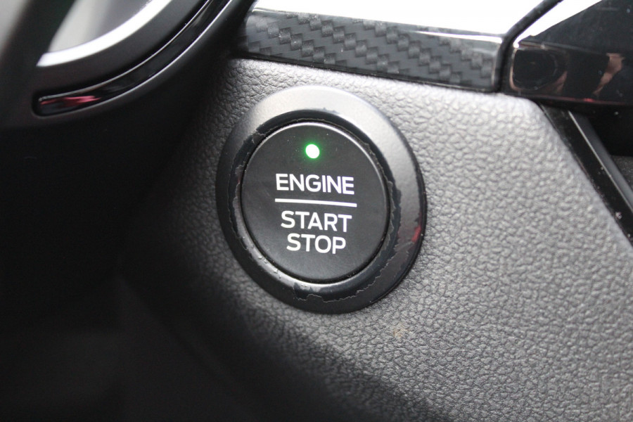 Ford Kuga 1.5 EcoBoost 150PK ST-Line | Trekhaak | Head-up | Adaptieve Cruise | Winterpack