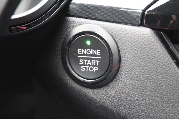 Ford Kuga 1.5 EcoBoost 150PK ST-Line | Trekhaak | Head-up | Adaptieve Cruise | Winterpack