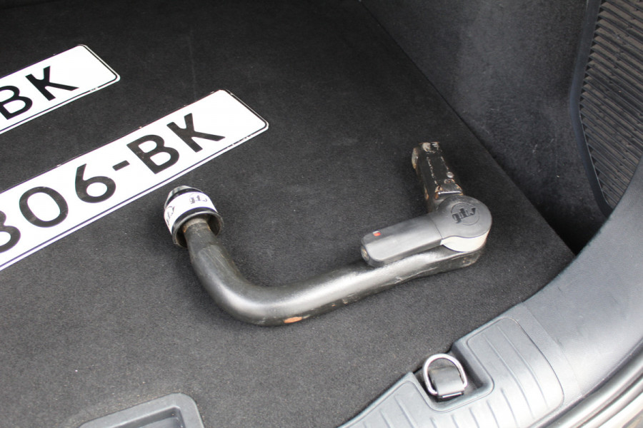 Ford Kuga 1.5 EcoBoost 150PK ST-Line | Trekhaak | Head-up | Adaptieve Cruise | Winterpack