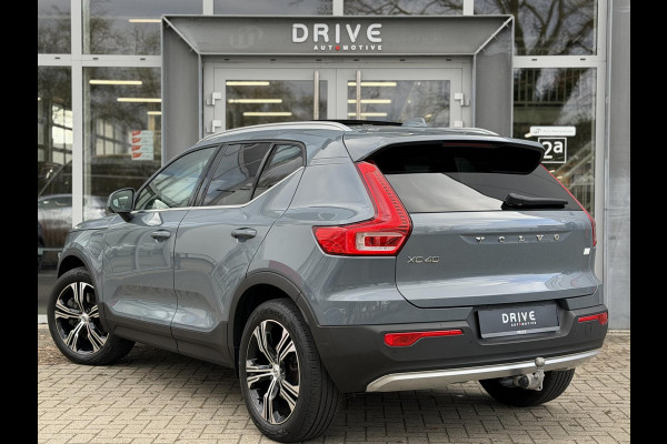 Volvo XC40 1.5 T5 Recharge Inscription |Pano|H/K|360CAM|Leer|Memory|PilotAssist|Trekhaak|Thunder Grey