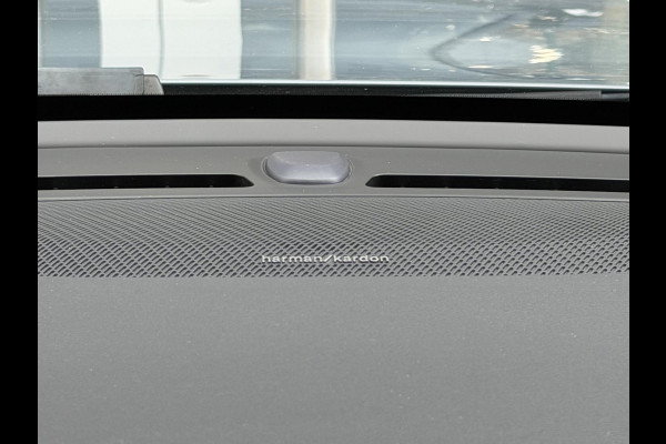Volvo XC40 1.5 T5 Recharge Inscription |Pano|H/K|360CAM|Leer|Memory|PilotAssist|Trekhaak|Thunder Grey