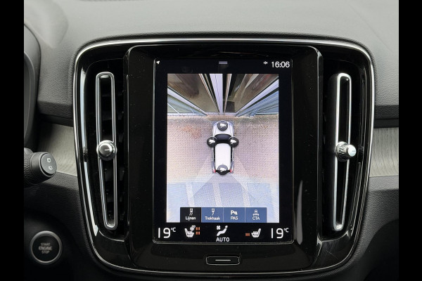 Volvo XC40 1.5 T5 Recharge Inscription |Pano|H/K|360CAM|Leer|Memory|PilotAssist|Trekhaak|Thunder Grey