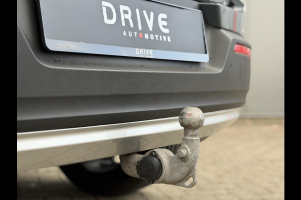 Volvo XC40 1.5 T5 Recharge Inscription |Pano|H/K|360CAM|Leer|Memory|PilotAssist|Trekhaak|Thunder Grey