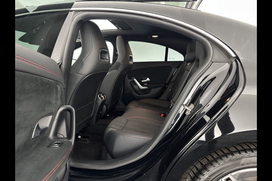 Mercedes-Benz CLA-Klasse 250 e AMG Line (Plug-In) (INCL-BTW) Aut. *PANO | LEATHER-MICORFIBRE | WIDESCREEN-COCKPIT | FULL-LED | AMBIENTLIGHT | CAMERA | M-BUX-NAVI | ECC | SHIFTPADDLES | PDC | CRUISE | DAB | HEATED-SPORTSEATS | 18"ALU*